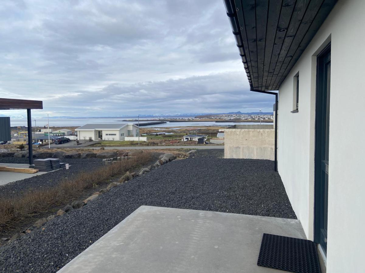 4 Person Room With Private Entrance And Bathroom Keflavík Exterior foto